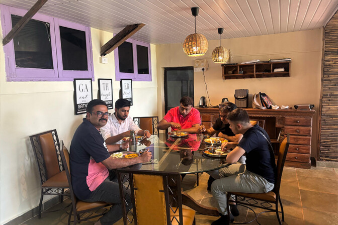 Dinning_2